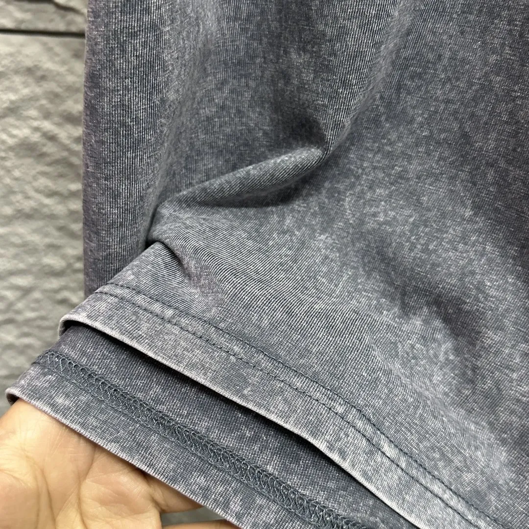 🅿️180 CH* Crow Heart* 2025 spring and summer new style Snowflake distressed washed retro round neck short sleeves Chest and front logo Horseshoe print on front and back Customized fabric Short-sleeved T-shirt Unisex Size: S M L XL XXL Color: Snowflake Black Snowflake Gray Snowflake Pink Snowflake Blue